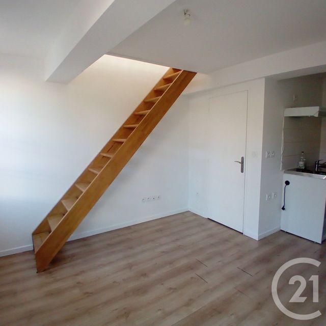Appartement F2 &agrave; louer - 2 pi&egrave;ces - 17 m2 - Auterive - 31 - MIDI-PYRENEES