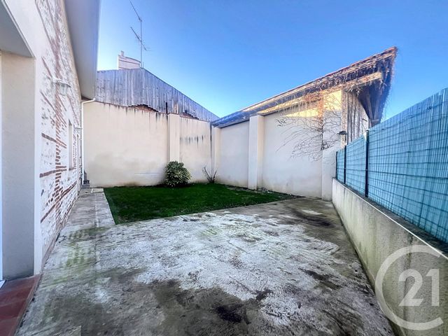 Maison &agrave; louer - 4 pi&egrave;ces - 145 m2 - Lissac - 09 - MIDI-PYRENEES
