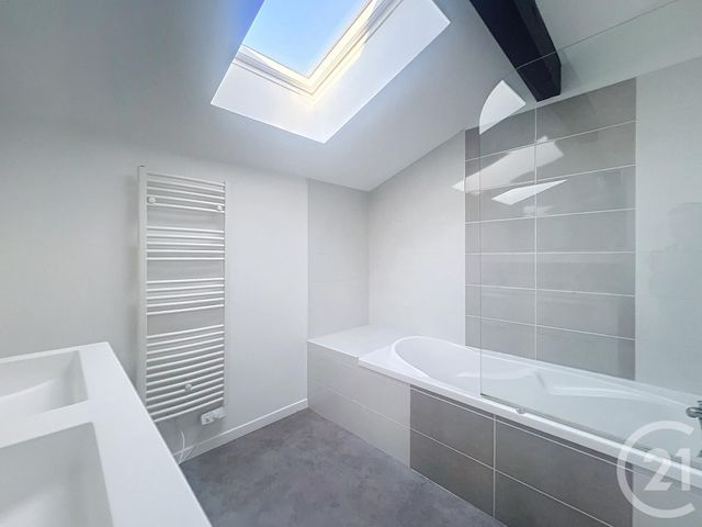 Maison &agrave; louer - 4 pi&egrave;ces - 145 m2 - Lissac - 09 - MIDI-PYRENEES