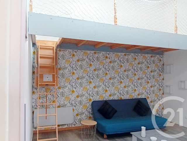 Appartement F3 &agrave; louer - 3 pi&egrave;ces - 71,74 m2 - St Quirc - 09 - MIDI-PYRENEES