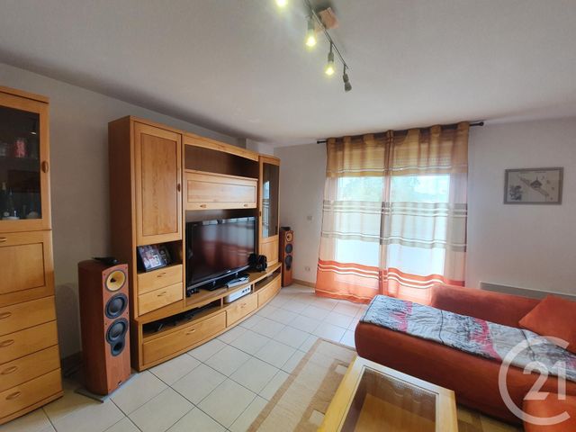 Afficher la photo en grand Appartement T3 à vendre - 3 pièces - 61.0 m2 - SAVERDUN - 09 - MIDI-PYRENEES - Century 21 S.D.I.