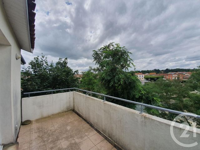 Afficher la photo en grand Appartement T3 à vendre - 3 pièces - 61.0 m2 - SAVERDUN - 09 - MIDI-PYRENEES - Century 21 S.D.I.