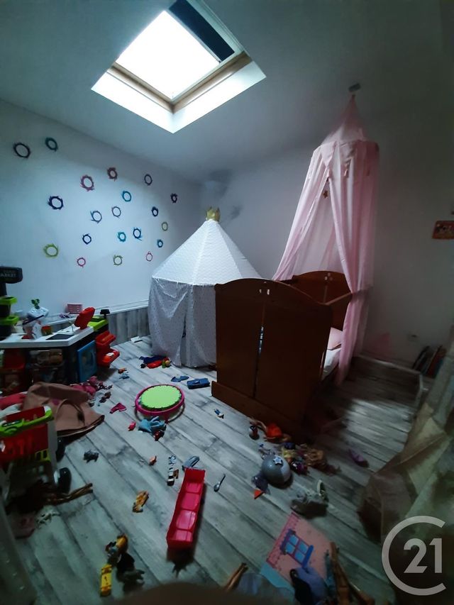 Afficher la photo en grand Appartement F3 à vendre - 3 pièces - 75.0 m2 - PAMIERS - 09 - MIDI-PYRENEES - Century 21 S.D.I.