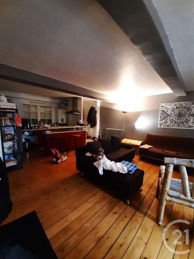 Afficher la photo en grand Appartement F3 à vendre - 3 pièces - 75.0 m2 - PAMIERS - 09 - MIDI-PYRENEES - Century 21 S.D.I.