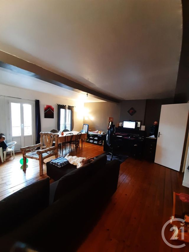 Afficher la photo en grand Appartement F3 à vendre - 3 pièces - 75.0 m2 - PAMIERS - 09 - MIDI-PYRENEES - Century 21 S.D.I.