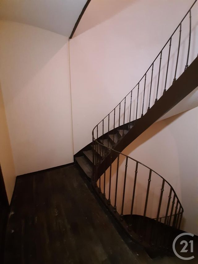 Afficher la photo en grand Appartement F3 à vendre - 3 pièces - 75.0 m2 - PAMIERS - 09 - MIDI-PYRENEES - Century 21 S.D.I.