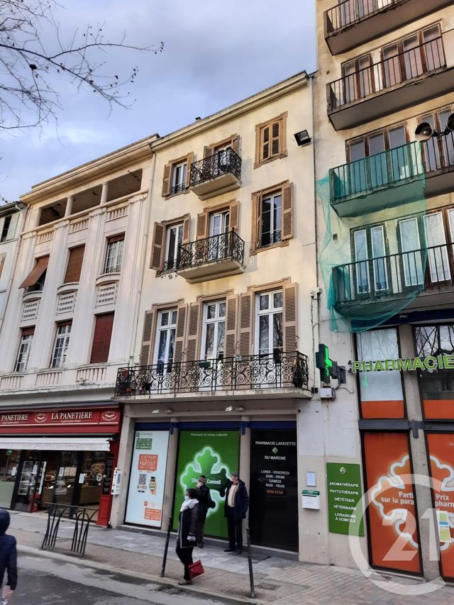 Afficher la photo en grand Appartement F3 à vendre - 3 pièces - 75.0 m2 - PAMIERS - 09 - MIDI-PYRENEES - Century 21 S.D.I.