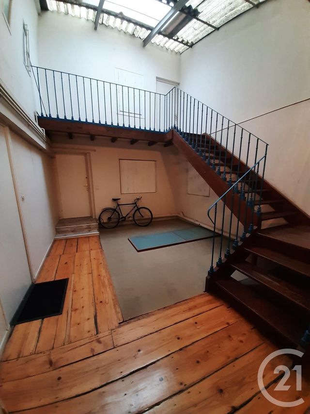 Afficher la photo en grand Appartement F3 à vendre - 3 pièces - 75.0 m2 - PAMIERS - 09 - MIDI-PYRENEES - Century 21 S.D.I.