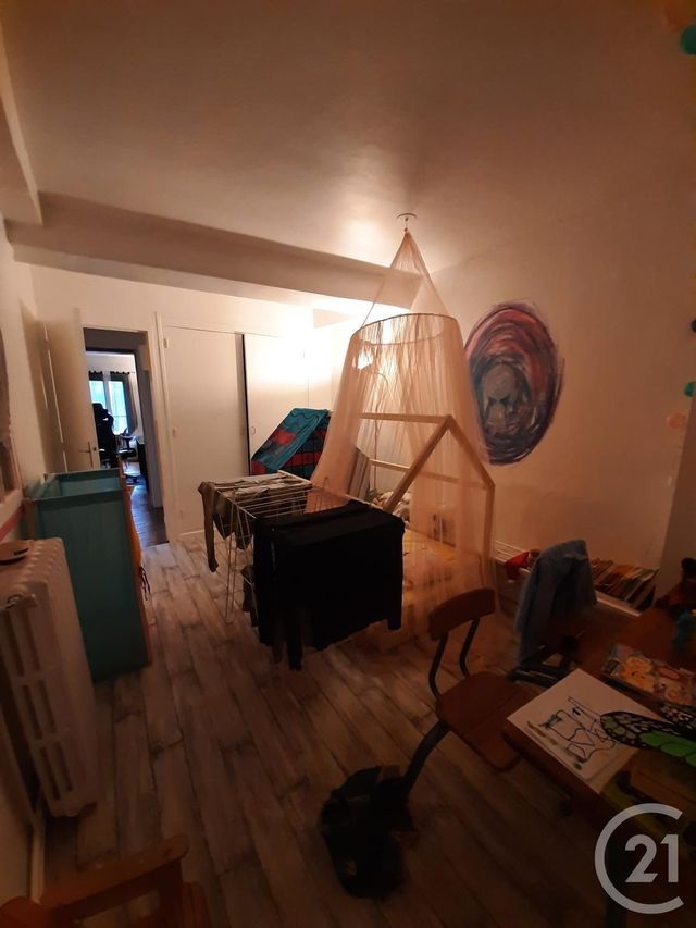 Afficher la photo en grand Appartement F3 à vendre - 3 pièces - 75.0 m2 - PAMIERS - 09 - MIDI-PYRENEES - Century 21 S.D.I.