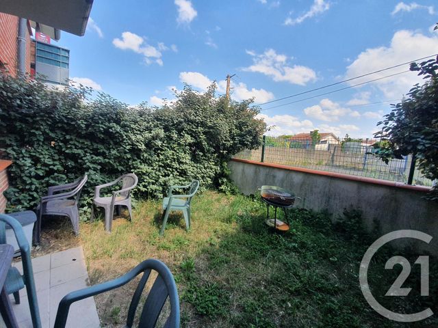 Appartement T2 à vendre - 2 pièces - 42.71 m2 - SAVERDUN - 09 - MIDI-PYRENEES - Century 21 S.D.I. Appartement T2 à vendre - 2 pièces - 42.71 m2 - SAVERDUN - 09 - MIDI-PYRENEES - Century 21 S.D.I.