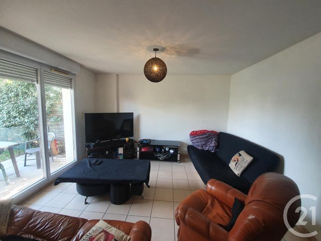 Appartement T2 à vendre - 2 pièces - 42.71 m2 - SAVERDUN - 09 - MIDI-PYRENEES - Century 21 S.D.I. Appartement T2 à vendre - 2 pièces - 42.71 m2 - SAVERDUN - 09 - MIDI-PYRENEES - Century 21 S.D.I.