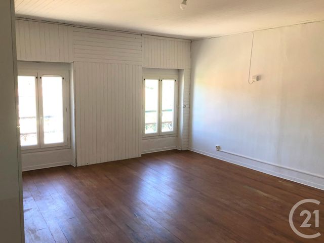 Appartement T4 à louer - 4 pièces - 101.34 m2 - PAMIERS - 09 - MIDI-PYRENEES - Century 21 S.D.I. Appartement T4 à louer - 4 pièces - 101.34 m2 - PAMIERS - 09 - MIDI-PYRENEES - Century 21 S.D.I.