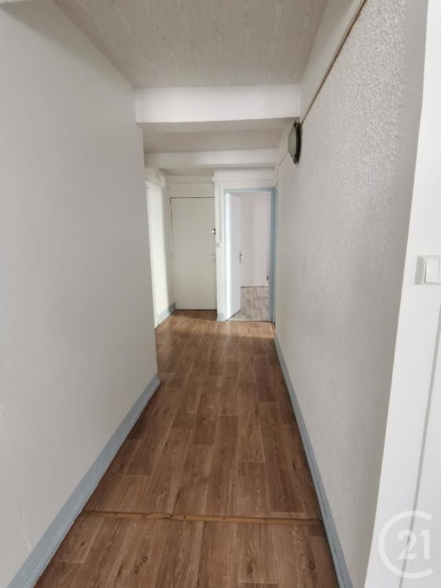 Afficher la photo en grand Appartement F3 à vendre - 3 pièces - 57.07 m2 - PAMIERS - 09 - MIDI-PYRENEES - Century 21 S.D.I.