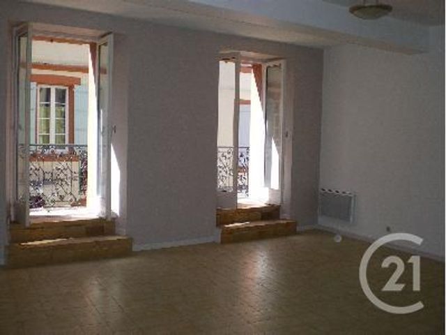 Afficher la photo en grand Appartement F2 à louer - 2 pièces - 60.0 m2 - PAMIERS - 09 - MIDI-PYRENEES - Century 21 S.D.I.
