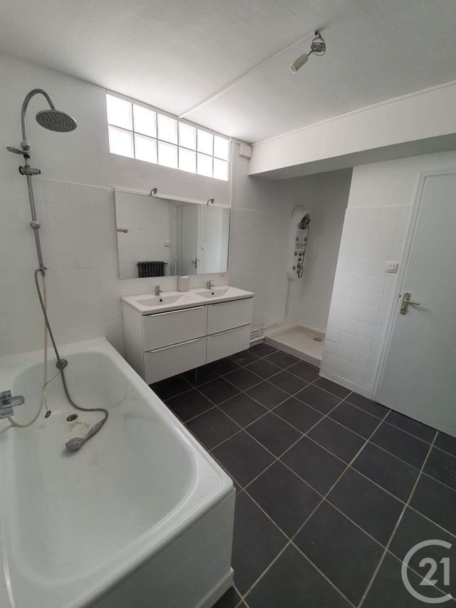 Afficher la photo en grand Appartement T4 à vendre - 4 pièces - 90.0 m2 - PAMIERS - 09 - MIDI-PYRENEES - Century 21 S.D.I.