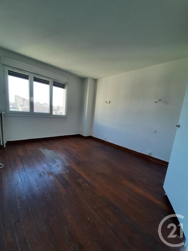 Afficher la photo en grand Appartement T4 à vendre - 4 pièces - 90.0 m2 - PAMIERS - 09 - MIDI-PYRENEES - Century 21 S.D.I.