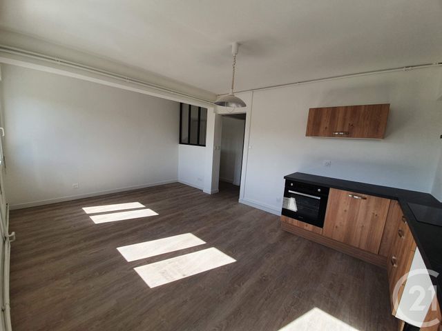 Afficher la photo en grand Appartement T4 à vendre - 4 pièces - 90.0 m2 - PAMIERS - 09 - MIDI-PYRENEES - Century 21 S.D.I.