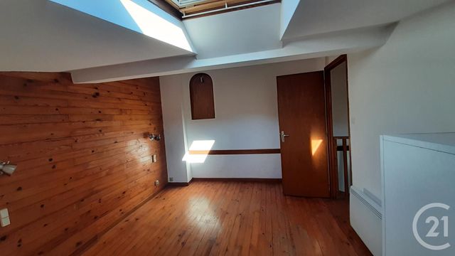 Afficher la photo en grand Appartement F2 à louer - 2 pièces - 45.0 m2 - PAMIERS - 09 - MIDI-PYRENEES - Century 21 S.D.I.
