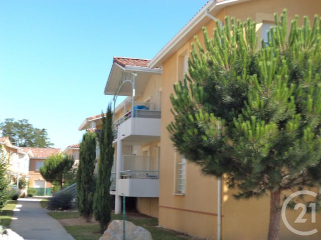 Appartement F2 à louer - 2 pièces - 40.0 m2 - PAMIERS - 09 - MIDI-PYRENEES - Century 21 S.D.I. Appartement F2 à louer - 2 pièces - 40.0 m2 - PAMIERS - 09 - MIDI-PYRENEES - Century 21 S.D.I.