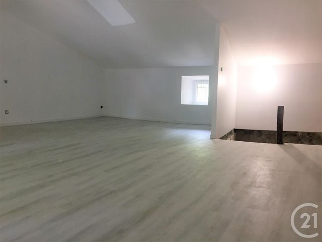 maison à louer - 4 pièces - 136.74 m2 - ST JEAN DU FALGA - 09 - MIDI-PYRENEES - Century 21 S.D.I. maison à louer - 4 pièces - 136.74 m2 - ST JEAN DU FALGA - 09 - MIDI-PYRENEES - Century 21 S.D.I.