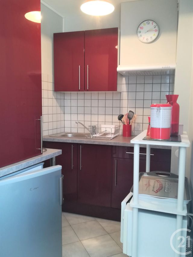 Appartement F1 à louer - 1 pièce - 25.0 m2 - PAMIERS - 09 - MIDI-PYRENEES - Century 21 S.D.I. Appartement F1 à louer - 1 pièce - 25.0 m2 - PAMIERS - 09 - MIDI-PYRENEES - Century 21 S.D.I.