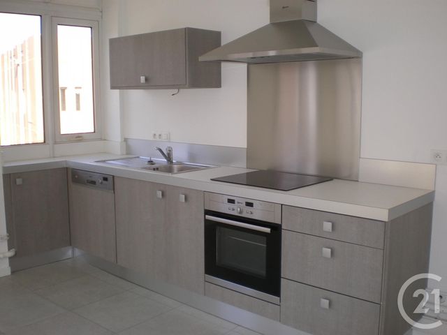 Appartement à louer - 2 pièces - 69.0 m2 - PAMIERS - 09 - MIDI-PYRENEES - Century 21 S.D.I. Appartement à louer - 2 pièces - 69.0 m2 - PAMIERS - 09 - MIDI-PYRENEES - Century 21 S.D.I.