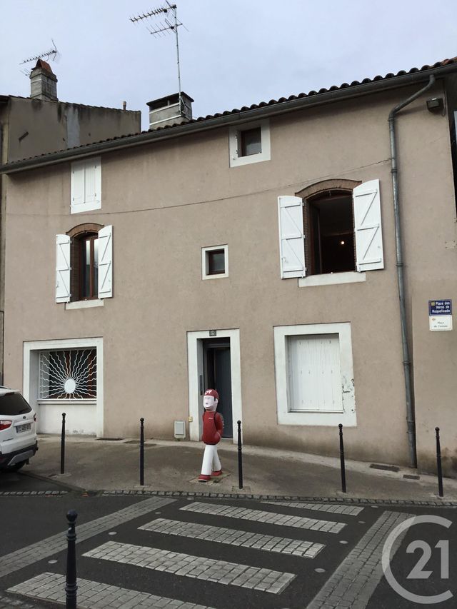 Appartement F1 à louer - 1 pièce - 25.0 m2 - PAMIERS - 09 - MIDI-PYRENEES - Century 21 S.D.I. Appartement F1 à louer - 1 pièce - 25.0 m2 - PAMIERS - 09 - MIDI-PYRENEES - Century 21 S.D.I.