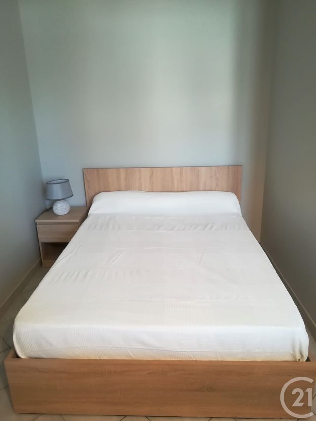 Appartement F1 à louer - 1 pièce - 25.0 m2 - PAMIERS - 09 - MIDI-PYRENEES - Century 21 S.D.I. Appartement F1 à louer - 1 pièce - 25.0 m2 - PAMIERS - 09 - MIDI-PYRENEES - Century 21 S.D.I.