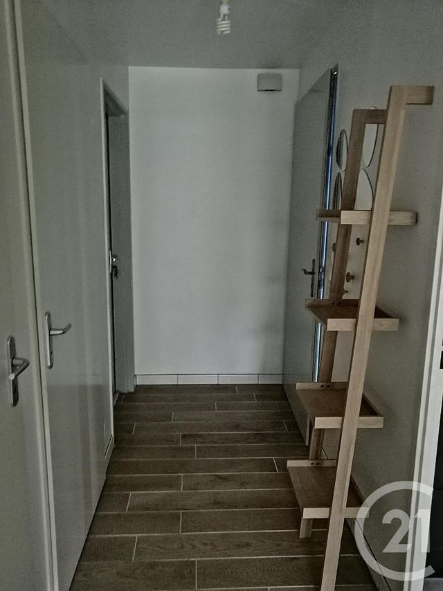 maison à louer - 4 pièces - 77.3 m2 - PAMIERS - 09 - MIDI-PYRENEES - Century 21 S.D.I. maison à louer - 4 pièces - 77.3 m2 - PAMIERS - 09 - MIDI-PYRENEES - Century 21 S.D.I.