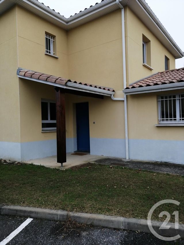 maison à louer - 4 pièces - 77.3 m2 - PAMIERS - 09 - MIDI-PYRENEES - Century 21 S.D.I. maison à louer - 4 pièces - 77.3 m2 - PAMIERS - 09 - MIDI-PYRENEES - Century 21 S.D.I.
