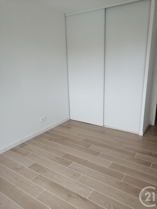 maison à louer - 4 pièces - 77.3 m2 - PAMIERS - 09 - MIDI-PYRENEES - Century 21 S.D.I. maison à louer - 4 pièces - 77.3 m2 - PAMIERS - 09 - MIDI-PYRENEES - Century 21 S.D.I.