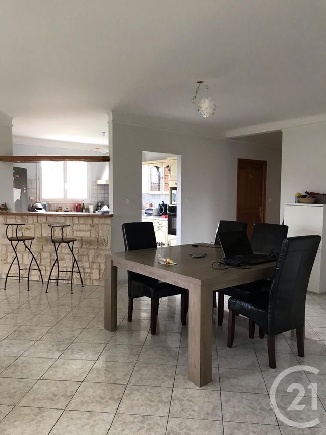 maison à louer - 4 pièces - 127.0 m2 - LA TOUR DU CRIEU - 09 - MIDI-PYRENEES - Century 21 S.D.I. maison à louer - 4 pièces - 127.0 m2 - LA TOUR DU CRIEU - 09 - MIDI-PYRENEES - Century 21 S.D.I.