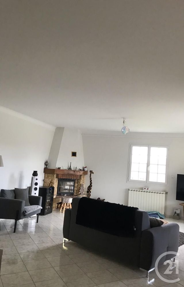 maison à louer - 4 pièces - 127.0 m2 - LA TOUR DU CRIEU - 09 - MIDI-PYRENEES - Century 21 S.D.I. maison à louer - 4 pièces - 127.0 m2 - LA TOUR DU CRIEU - 09 - MIDI-PYRENEES - Century 21 S.D.I.