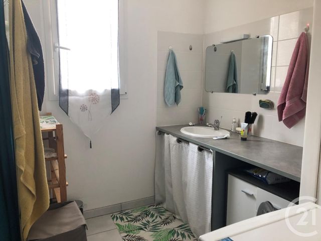 Afficher la photo en grand Appartement T4 à louer - 4 pièces - 82.15 m2 - SAVERDUN - 09 - MIDI-PYRENEES - Century 21 S.D.I.
