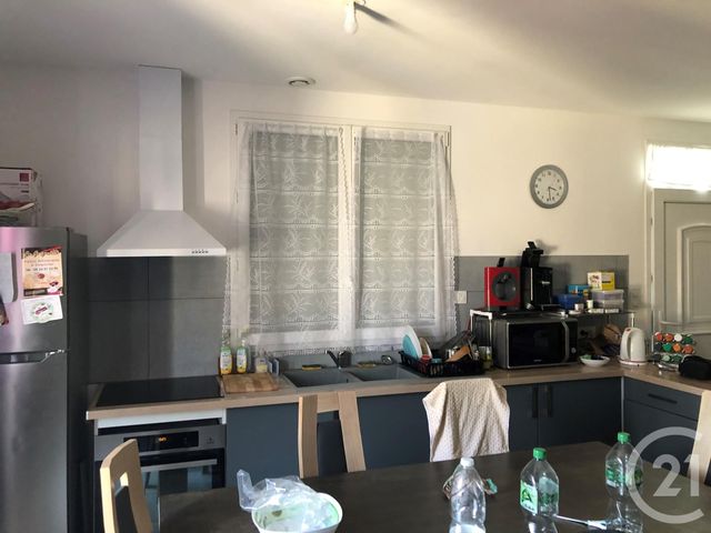 Afficher la photo en grand Appartement T4 à louer - 4 pièces - 82.15 m2 - SAVERDUN - 09 - MIDI-PYRENEES - Century 21 S.D.I.