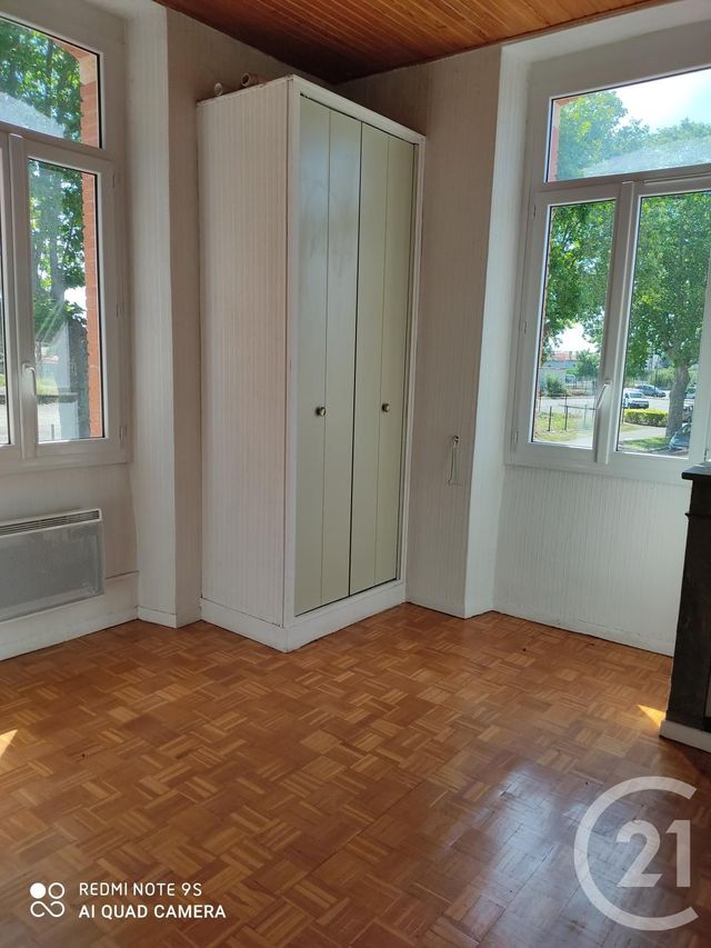 Afficher la photo en grand appartement à louer - 3 pièces - 54.0 m2 - PAMIERS - 09 - MIDI-PYRENEES - Century 21 S.D.I.