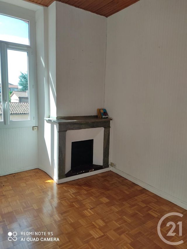 Afficher la photo en grand appartement à louer - 3 pièces - 54.0 m2 - PAMIERS - 09 - MIDI-PYRENEES - Century 21 S.D.I.