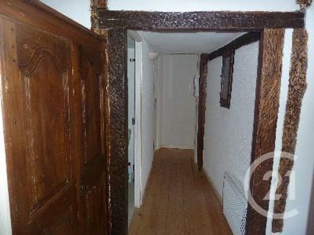 Afficher la photo en grand Appartement F2 à louer - 2 pièces - 60.0 m2 - PAMIERS - 09 - MIDI-PYRENEES - Century 21 S.D.I.