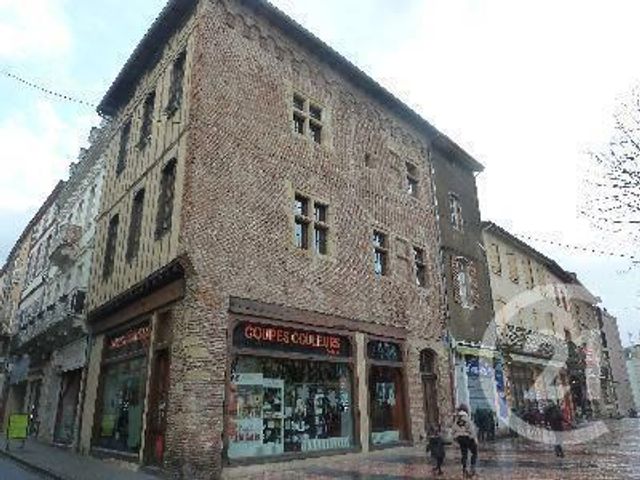 Afficher la photo en grand Appartement F2 à louer - 2 pièces - 60.0 m2 - PAMIERS - 09 - MIDI-PYRENEES - Century 21 S.D.I.