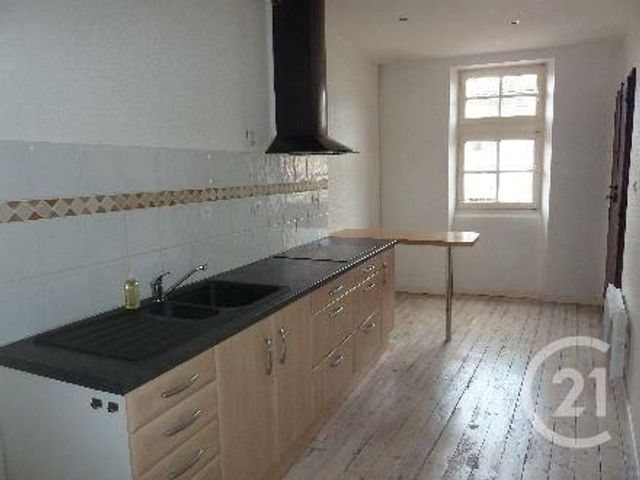 Afficher la photo en grand Appartement F2 à louer - 2 pièces - 60.0 m2 - PAMIERS - 09 - MIDI-PYRENEES - Century 21 S.D.I.
