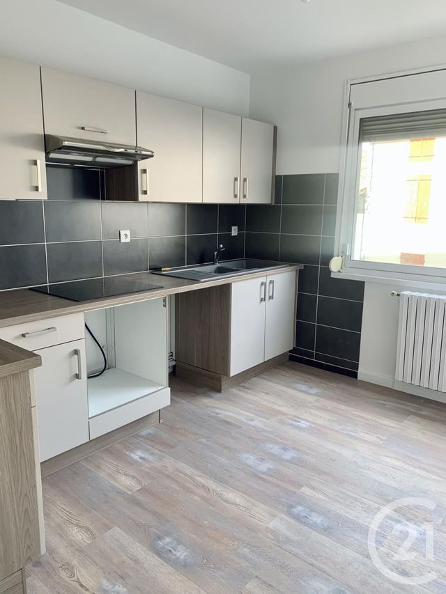 Appartement F1 à louer - 1 pièce - 32.0 m2 - PAMIERS - 09 - MIDI-PYRENEES - Century 21 S.D.I.