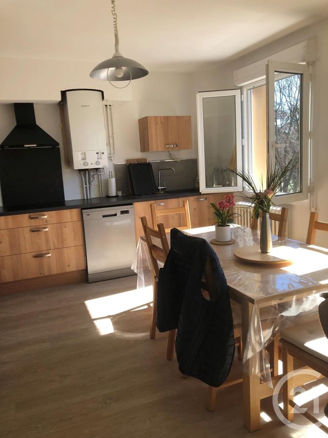 Appartement T4 à louer - 4 pièces - 90.0 m2 - PAMIERS - 09 - MIDI-PYRENEES - Century 21 S.D.I.