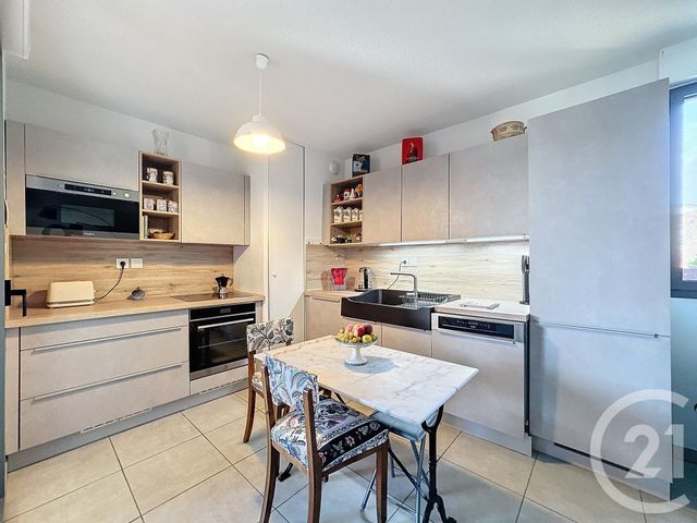 Afficher la photo en grand Appartement T4 à vendre - 4 pièces - 87,03 m2 - Pamiers - 09 - MIDI-PYRENEES