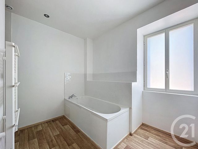 Afficher la photo en grand Maison à vendre - 4 pièces - 99,35 m2 - Bonnac - 09 - MIDI-PYRENEES