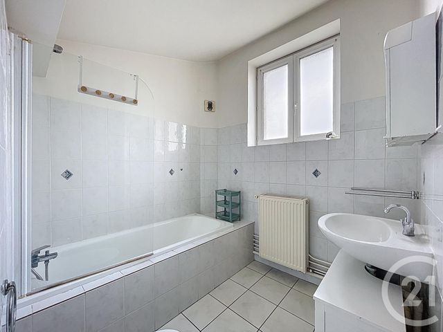 Afficher la photo en grand Appartement T4 à vendre - 5 pièces - 70,50 m2 - Pamiers - 09 - MIDI-PYRENEES