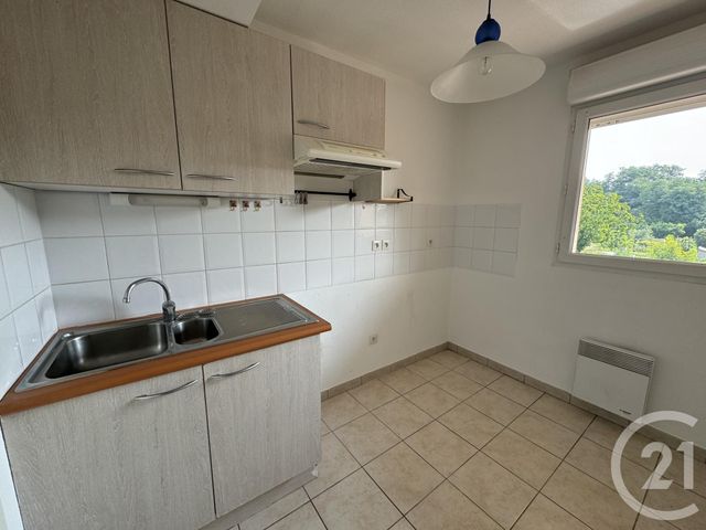 Appartement F3 à louer - 3 pièces - 60.9 m2 - PAMIERS - 09 - MIDI-PYRENEES - Century 21 S.D.I.