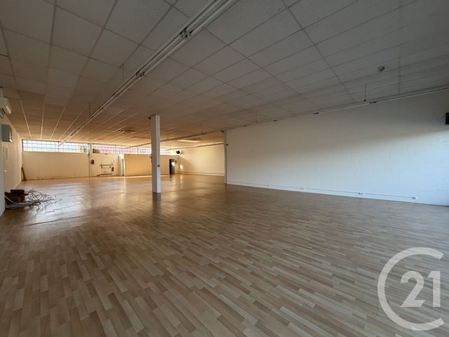 Maison &agrave; louer - 1 pi&egrave;ce - 350 m2 - St Jean Du Falga - 09 - MIDI-PYRENEES