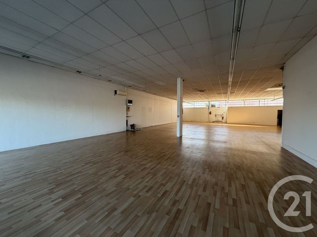 Maison &agrave; louer - 1 pi&egrave;ce - 350 m2 - St Jean Du Falga - 09 - MIDI-PYRENEES