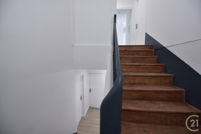 Appartement T2 &agrave; louer - 2 pi&egrave;ces - 33,35 m2 - Pamiers - 09 - MIDI-PYRENEES