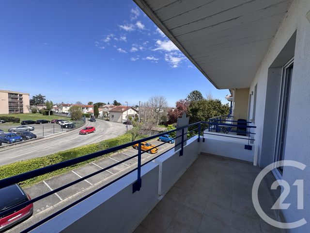 Appartement T3 &agrave; louer - 3 pi&egrave;ces - 53,45 m2 - Pamiers - 09 - MIDI-PYRENEES